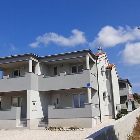 ויר Apartman Jadranka מראה חיצוני תמונה