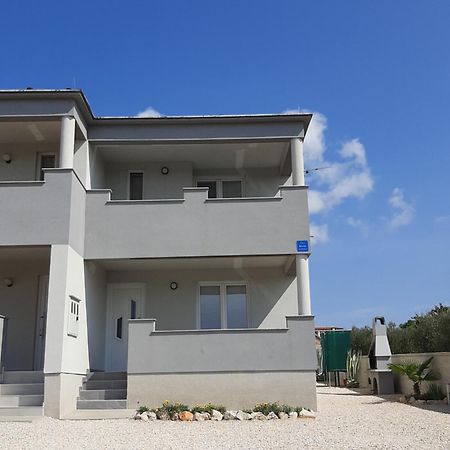 ויר Apartman Jadranka מראה חיצוני תמונה