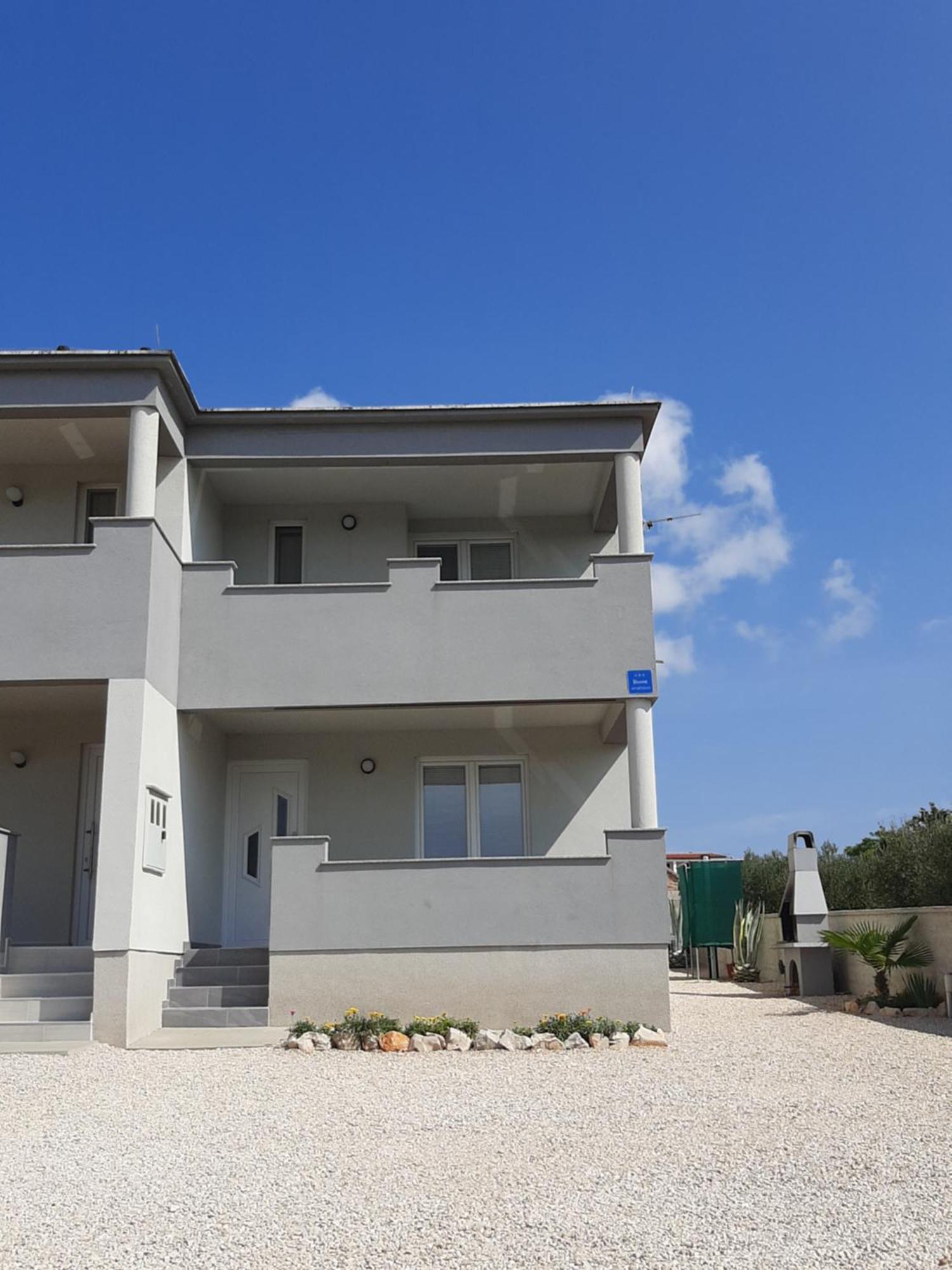 ויר Apartman Jadranka מראה חיצוני תמונה